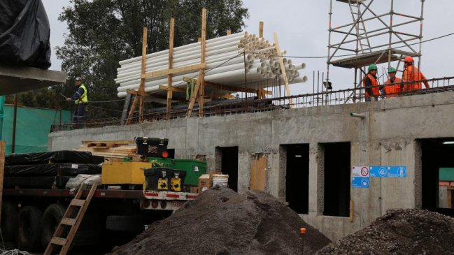 Reanudan obras de construcción de nuevo Cesfam de Navidad