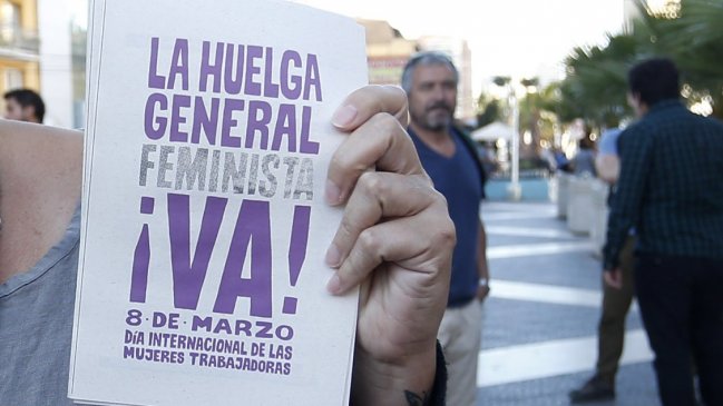 Decano de la Usach desata polémica al calificar la Huelga Feminista como 