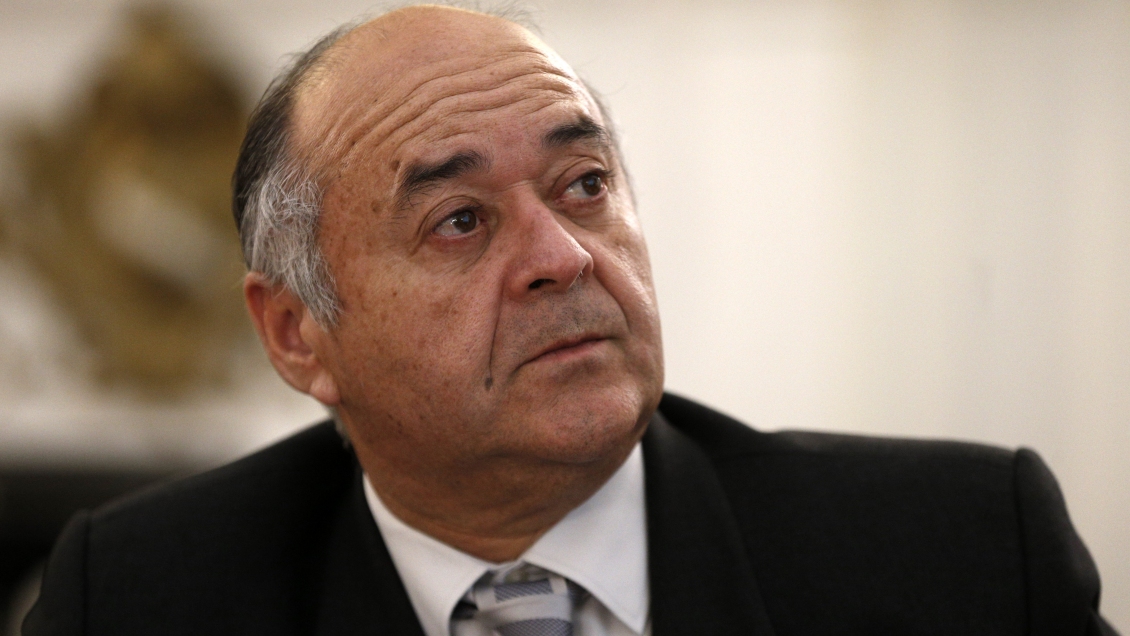 Intendente Ulloa votó por los medidores inteligentes sin conocer en detalle la ley