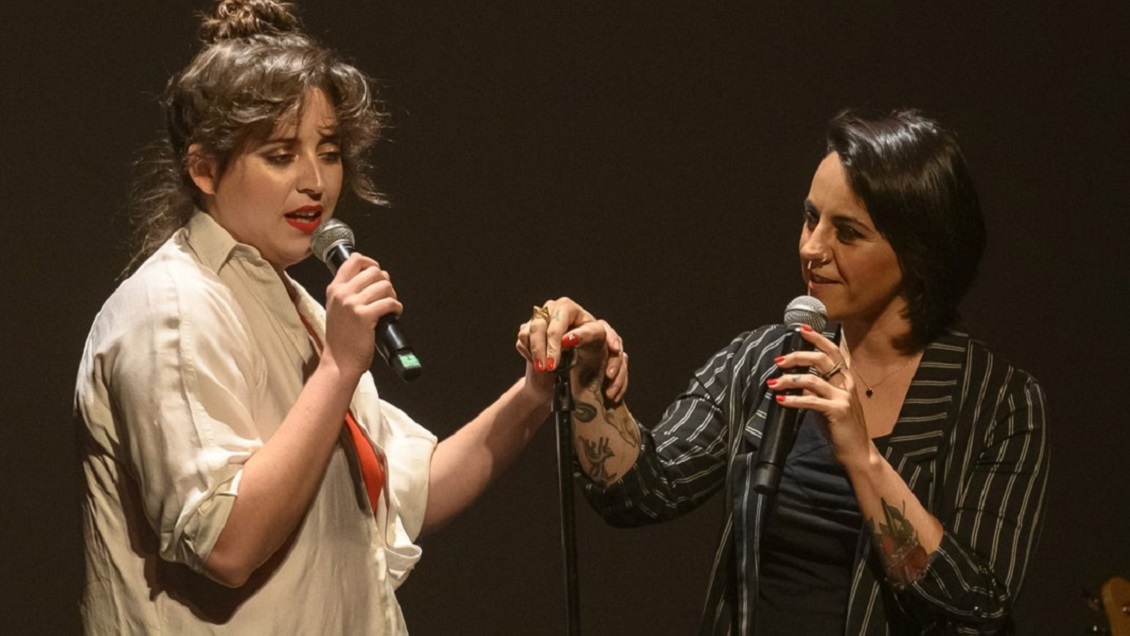 Jani Dueñas volvió a los escenarios tras su bullado paso por Viña