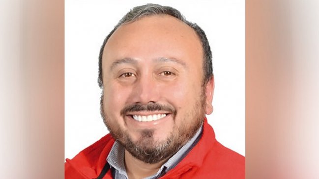 Core del Biobío cuestionado en redes por suspender mesada de su hija a cambio de asistir a marcha del 8M: 