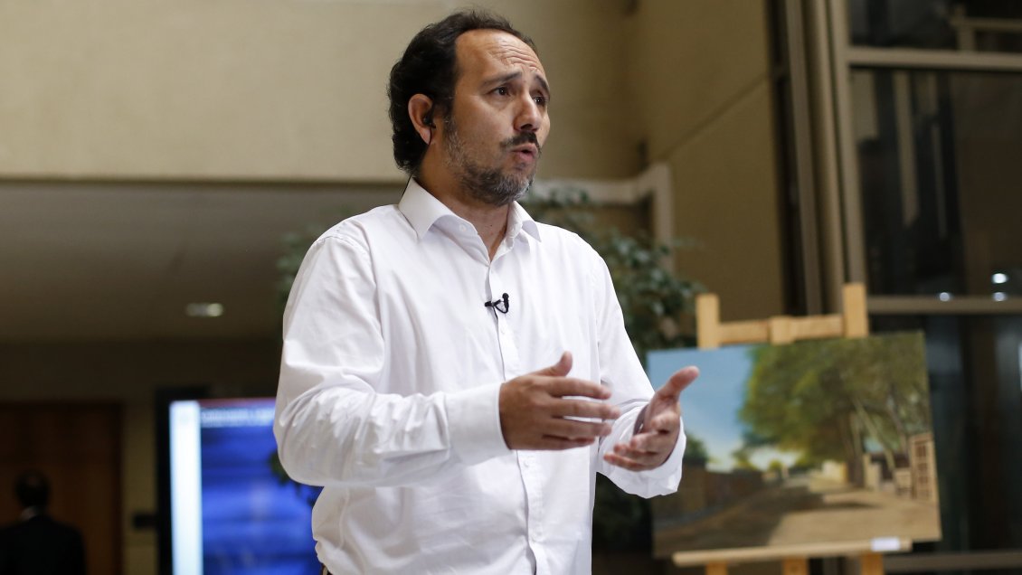 Núñez respondió a Larraín: Quieren imponer una rebaja de impuestos a los más ricos