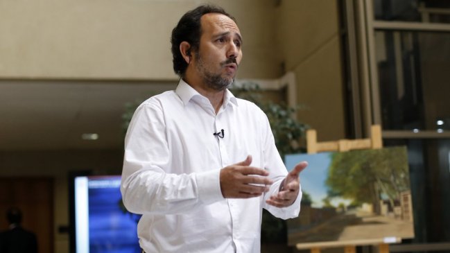 Núñez respondió a Larraín: Quieren imponer una rebaja de impuestos a los más ricos