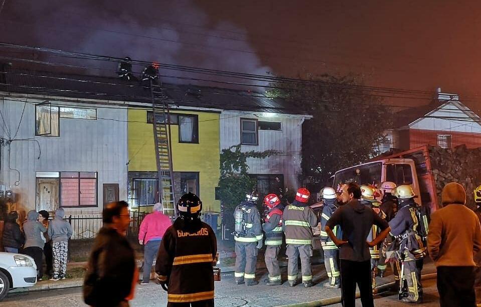 Incendio destruyó una cabaña en la Población Independencia de Valdivia