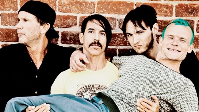 Por redes sociales se transmitirá show de Red Hot Chili Peppers en las pirámides egipcias