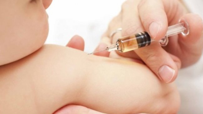 Niños no vacunados no podrán ir al colegio en Italia