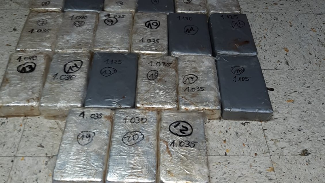 Arica: Sujeto intentó ingresar más de 400 millones de pesos en cocaína desde Perú