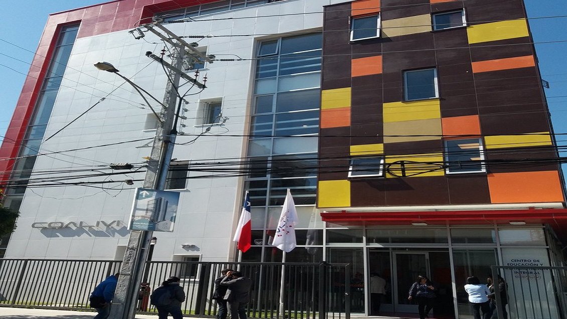 Inauguran primer edificio en Chile construido especialmente para personas ciegas