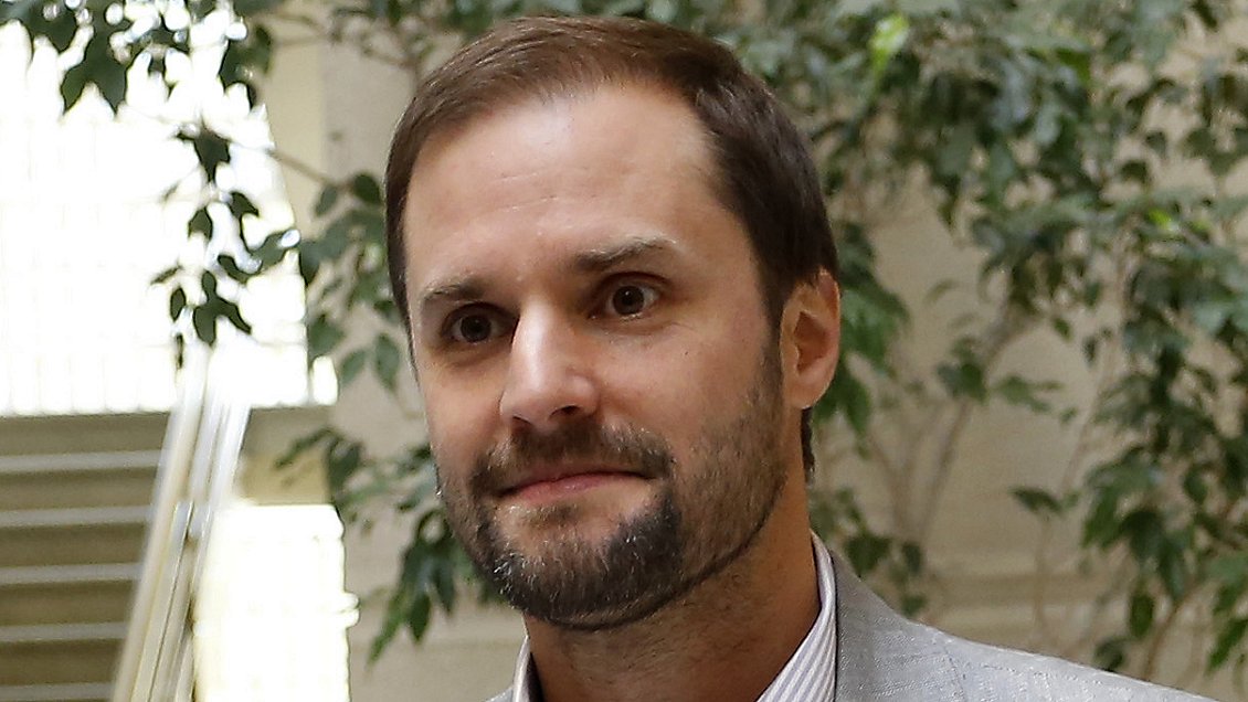 Tras casi dos años de amenazar con irse, Jaime Bellolio resolvió quedarse en la UDI