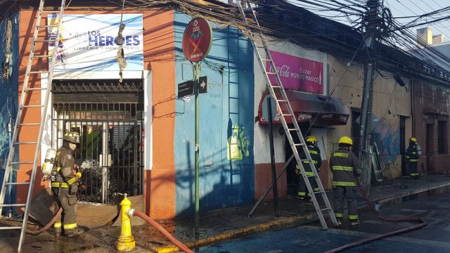 Entregan bono a locatarios afectados por incendio en Rancagua