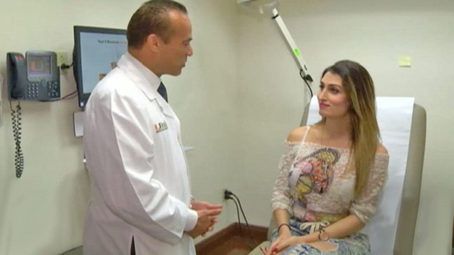 Cirujano especializado en cambios de sexo publicaba imágenes de los genitales de sus pacientes