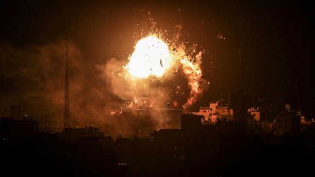 Israel realizó más de 100 bombardeos en Gaza tras cohetes contra Tel Aviv