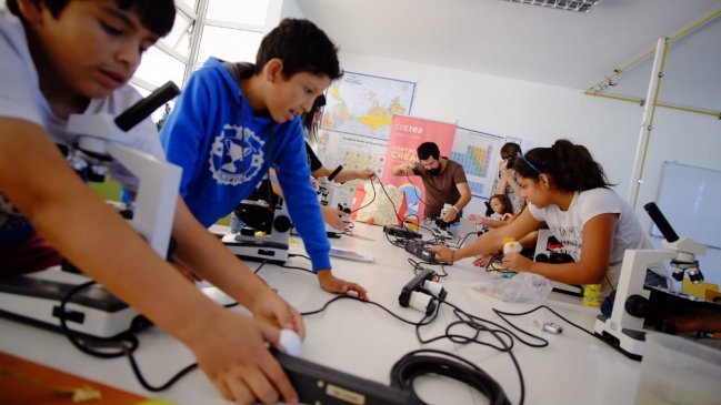 Invitan a participar en talleres gratuitos a niños y jóvenes de Vallenar