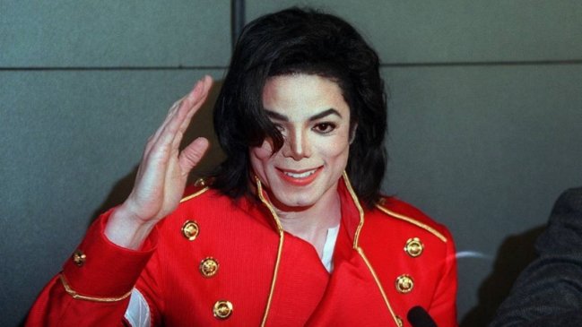 Fanáticos de Michael Jackson demandan a presuntas víctimas que aparecen en documental