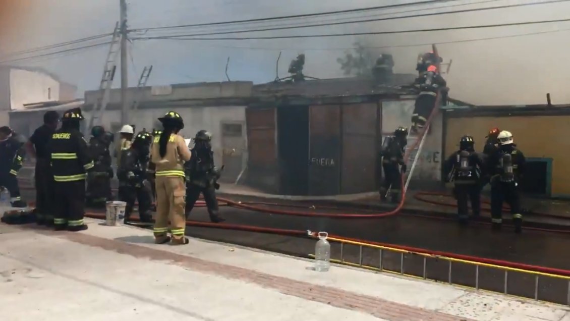 Incendio moviliza a Bomberos en Antofagasta