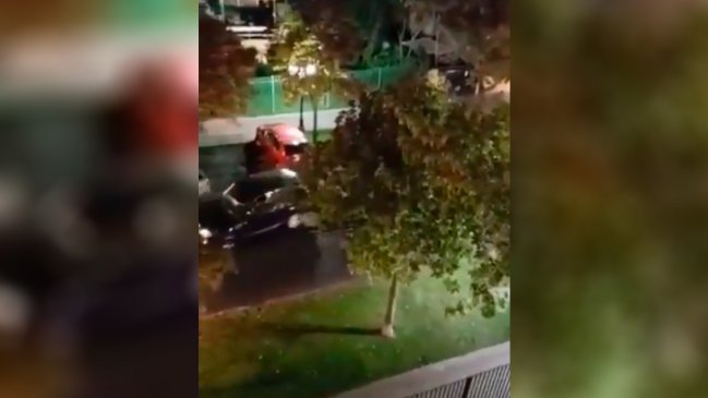 Delincuentes armados protagonizaron violento portonazo en Providencia