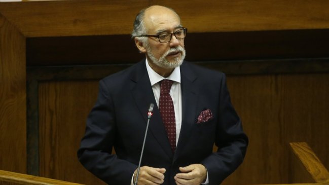 Diputado Flores y relación con el Frente Amplio: Nos ha faltado mucha conversación