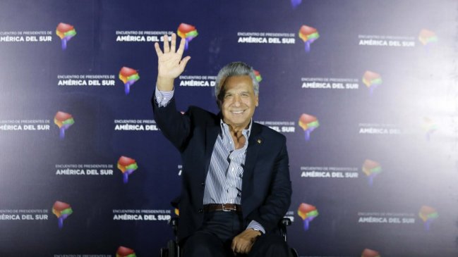 Presidente de Ecuador llegó a Chile: Unasur desapareció hace muchísimo rato