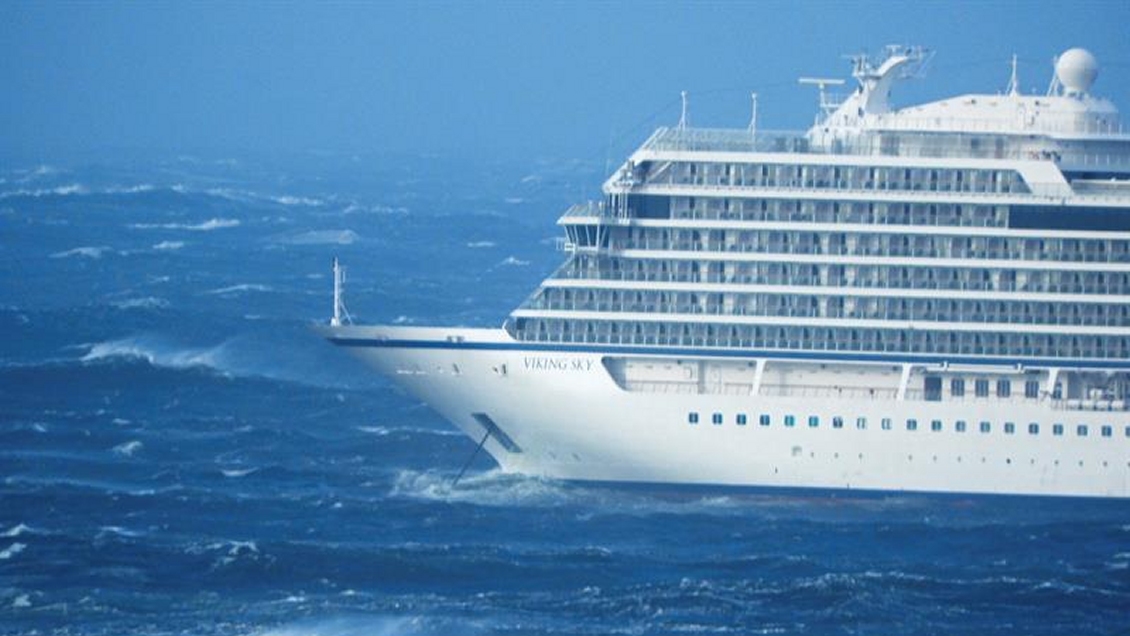 Noruega: Falla en motores de crucero obliga a evacuar a 1.300 pasajeros
