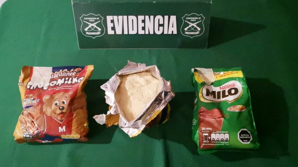 Detuvieron a mujer que trasladaba más de ocho mil dosis de cocaína en envases de Milo