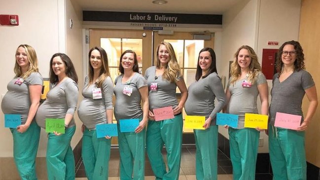 Nueve enfermeras de una sala parto están embarazadas al mismo tiempo