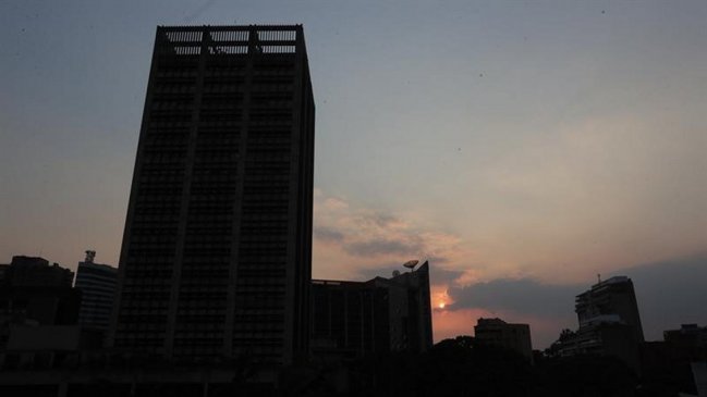 Venezuela amaneció sin electricidad por segundo día consecutivo