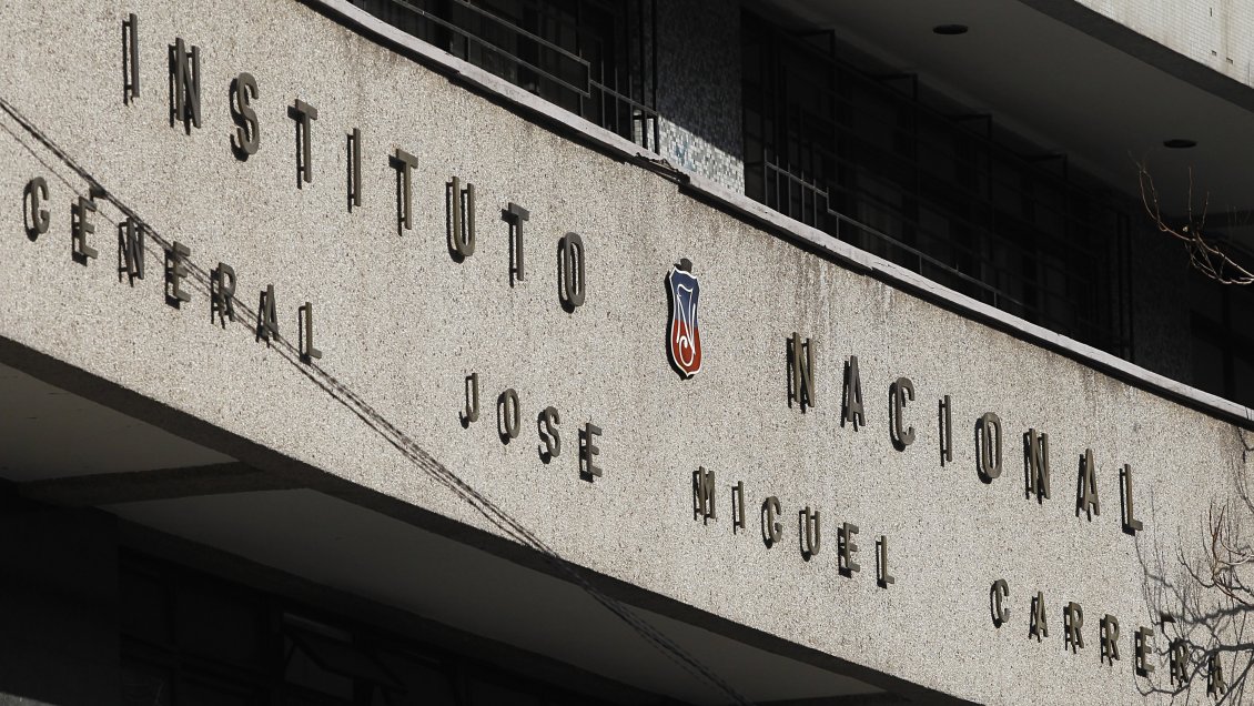 Profesor del Instituto Nacional está acusado por abuso sexual infantil