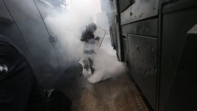 Carabineros gastó 2.300 millones de pesos en bombas lacrimógenas en ocho años