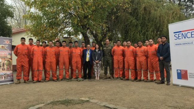 Conscriptos de Chillán se capacitan como brigadistas forestales