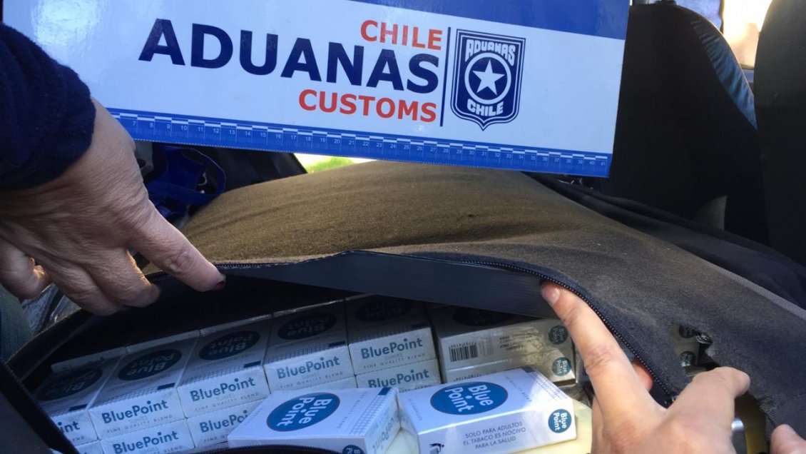 Osorno: Aduanas incautó 320 cajetillas de cigarrillos y medicamentos prohibidos