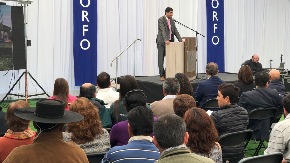 Linares: Más de 500 millones en acuerdos comerciales dejó la Primera Feria Internacional de Berries