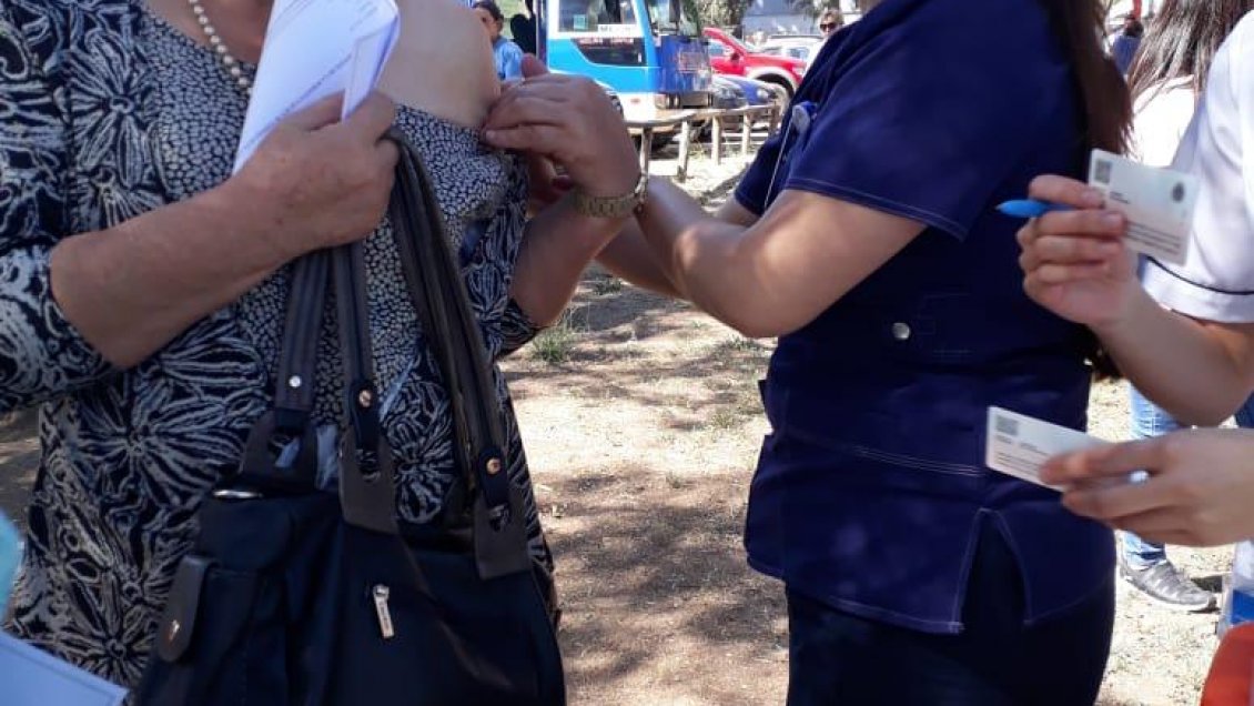 Curicó: Campaña contra influenza pone a disposición vacuna gratuita en todos los centro de salud