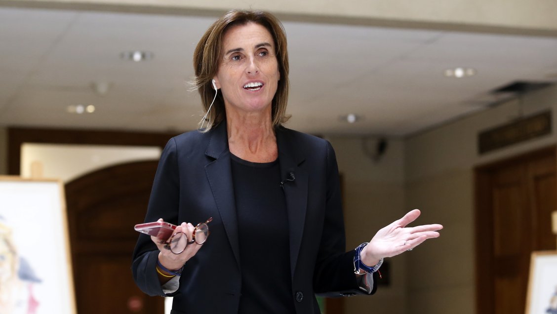 Ministra Cubillos llamó al debate para hacer mixta toda la educación pública