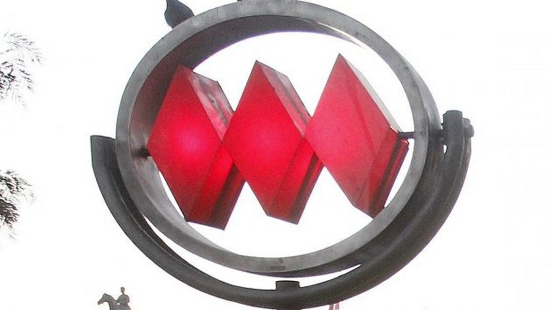 Metro de Santiago presenta servicio parcial en la Línea 4