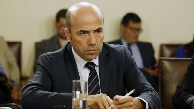 RN prudente ante polémica de Contraloría: Pedirá reunión a Bermúdez