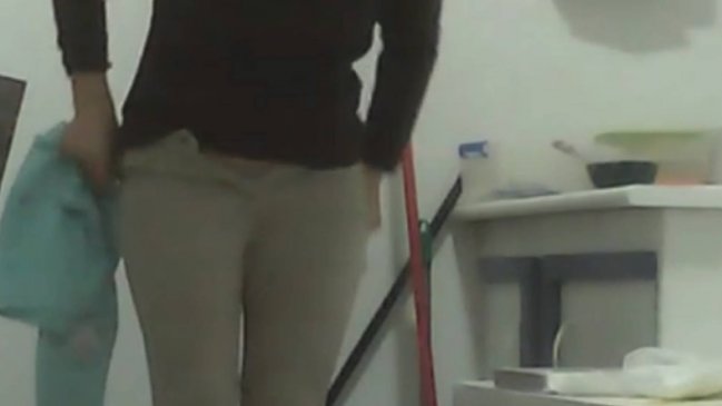 Trabajadora encontró un pendrive con imágenes íntimas suyas y ganó demanda a su jefe