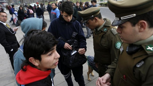 Unicef espera que menores no sean incorporados a control preventivo de identidad