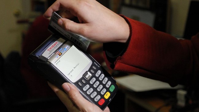 Gobierno anunció plan de trabajo para terminar con el monopolio de Transbank