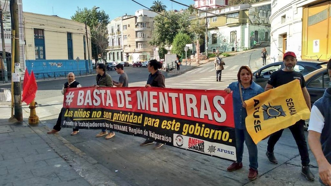 Valparaíso: Funcionarios del Sename de protestaron por problemas en los centros
