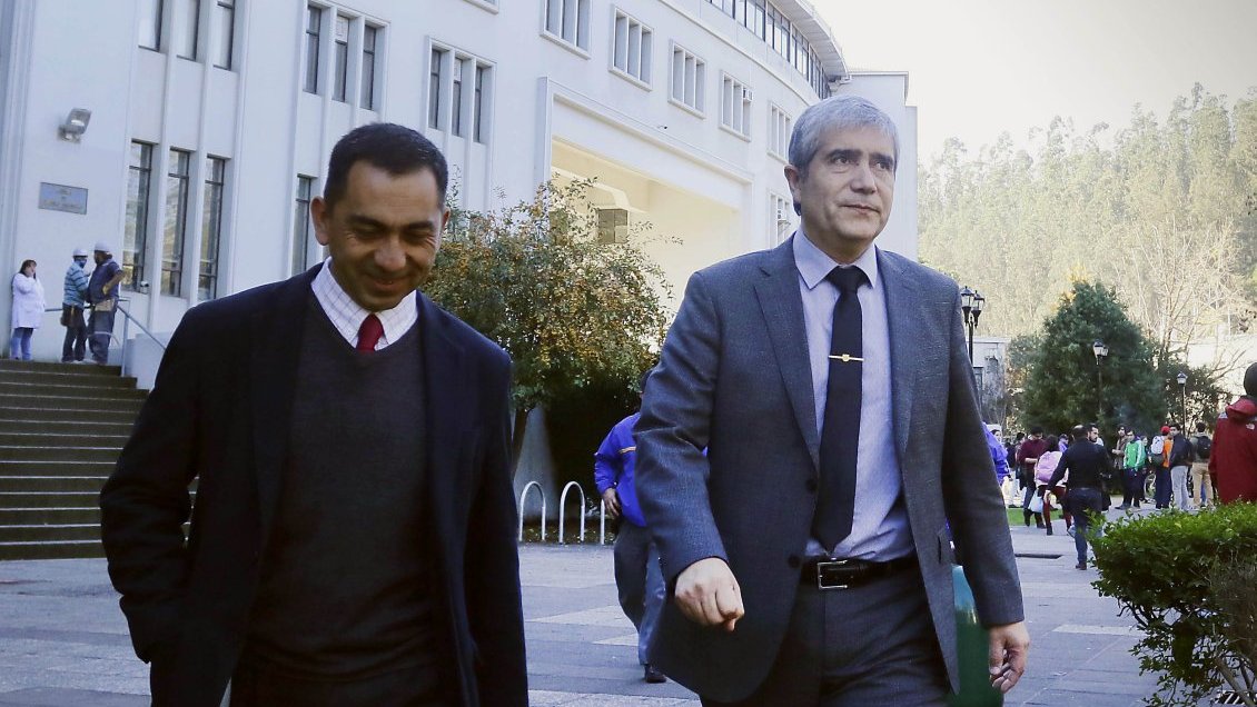 Rector de la Universidad de Concepción rechazó violenta manifestación en el campus