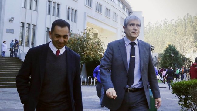 Rector de la Universidad de Concepción rechazó violenta manifestación en el campus