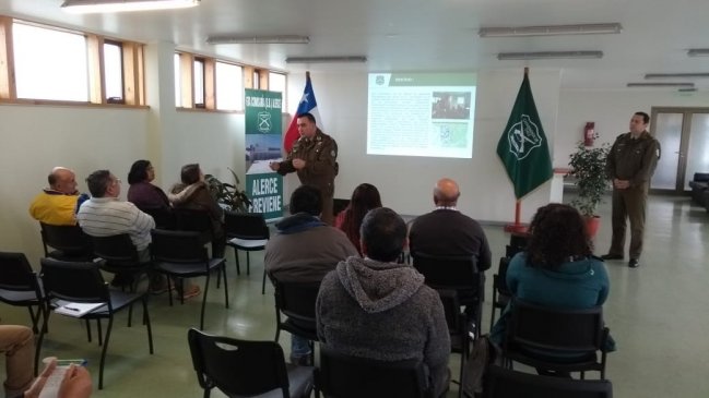 Puerto Montt: Carabineros capacitó a vecinos como monitores de seguridad