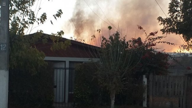 Una mujer fallecida tras incendio que afectó a dos casas y un taller en La Calera