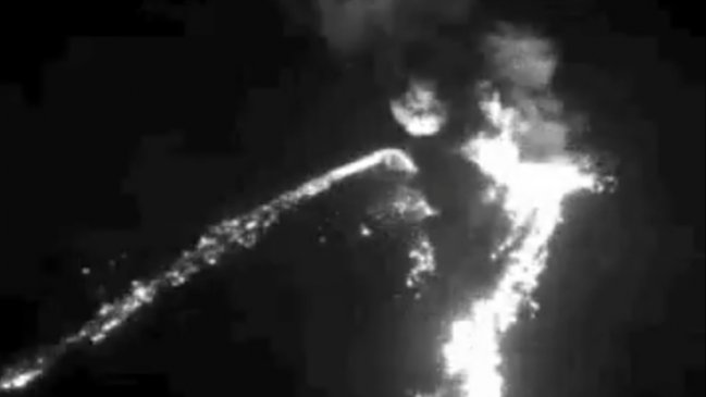 Volcán Chillán registró nueva explosión durante la madrugada