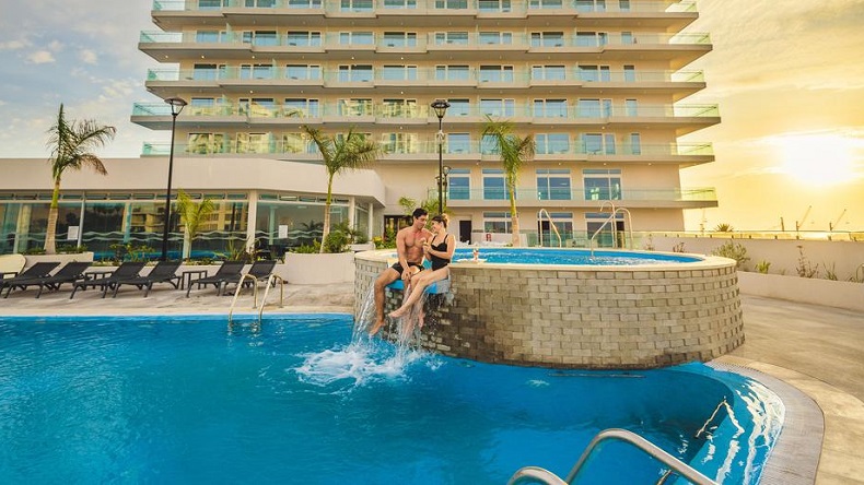 Lanzan ofertas para viajar por Chile y prevenir enfermedades renales de niños