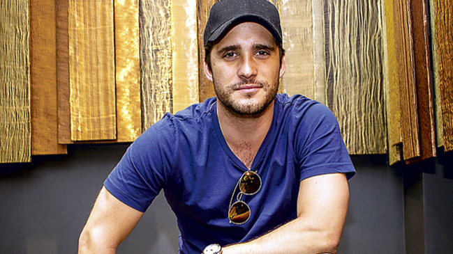 Diego Boneta recordó escándalo que se generó tras beso de Daniela Palavecino