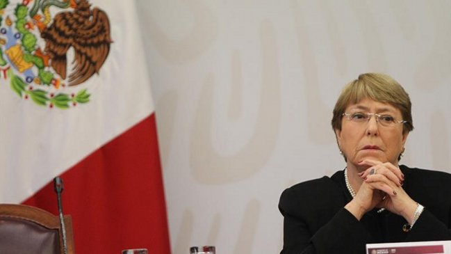 Bachelet y México firman acuerdo para esclarecer caso de los 43 estudiantes de Ayotzinapa