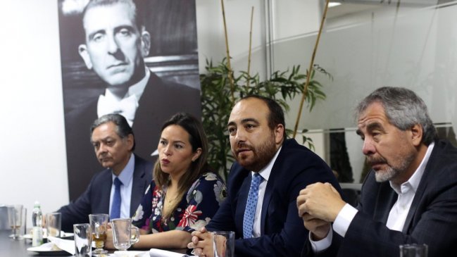 Posible apoyo DC a reforma tributaria caldea los ánimos en la oposición