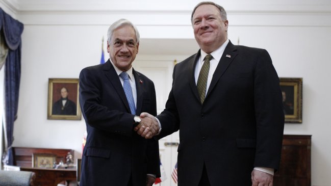 Mike Pompeo aplaudió a Piñera por 