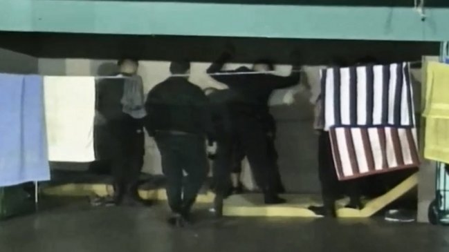 Reo intentó fugarse de Santiago 1: Salió de su celda con una soga y se escondió detrás de colchones